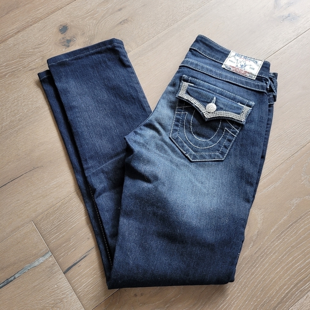 EUC True Religion Jeans Women's sz 26 Slim Straight Low Rise Bling Denim Jean